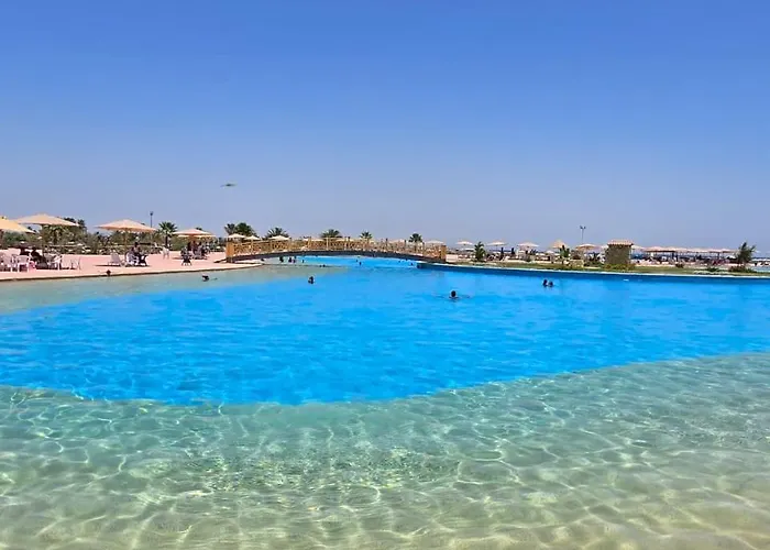 Alpesi faház 2bedroom In Blumar El Sokhna - Families Only